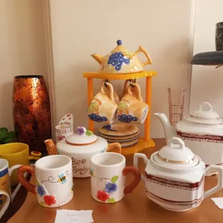چای خوری و ست قوری قندان
