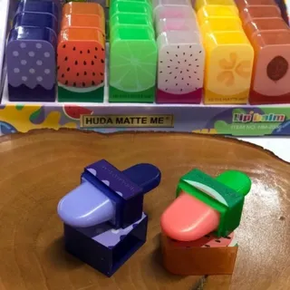 بالم لب یا رژ لب بستنی