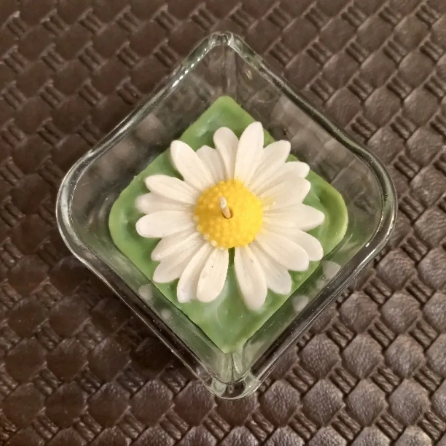شمع شیشه ای بهاری
