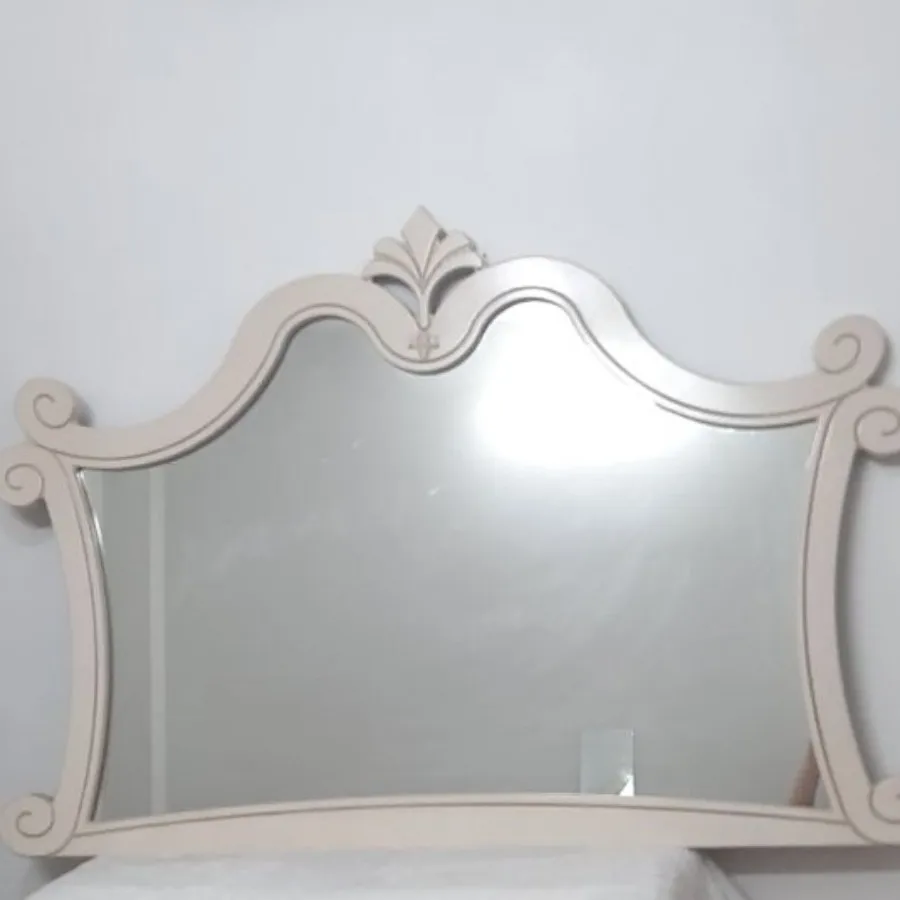 آینه دکوراتیو