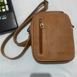 کیف پاسپورتی( کراس بادی)