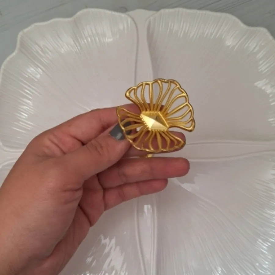 شیرینی خوری سرامیکی