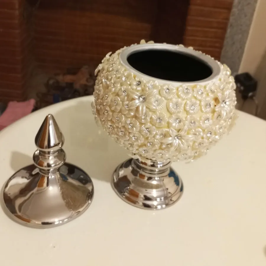 شکلات خوری نگین دار