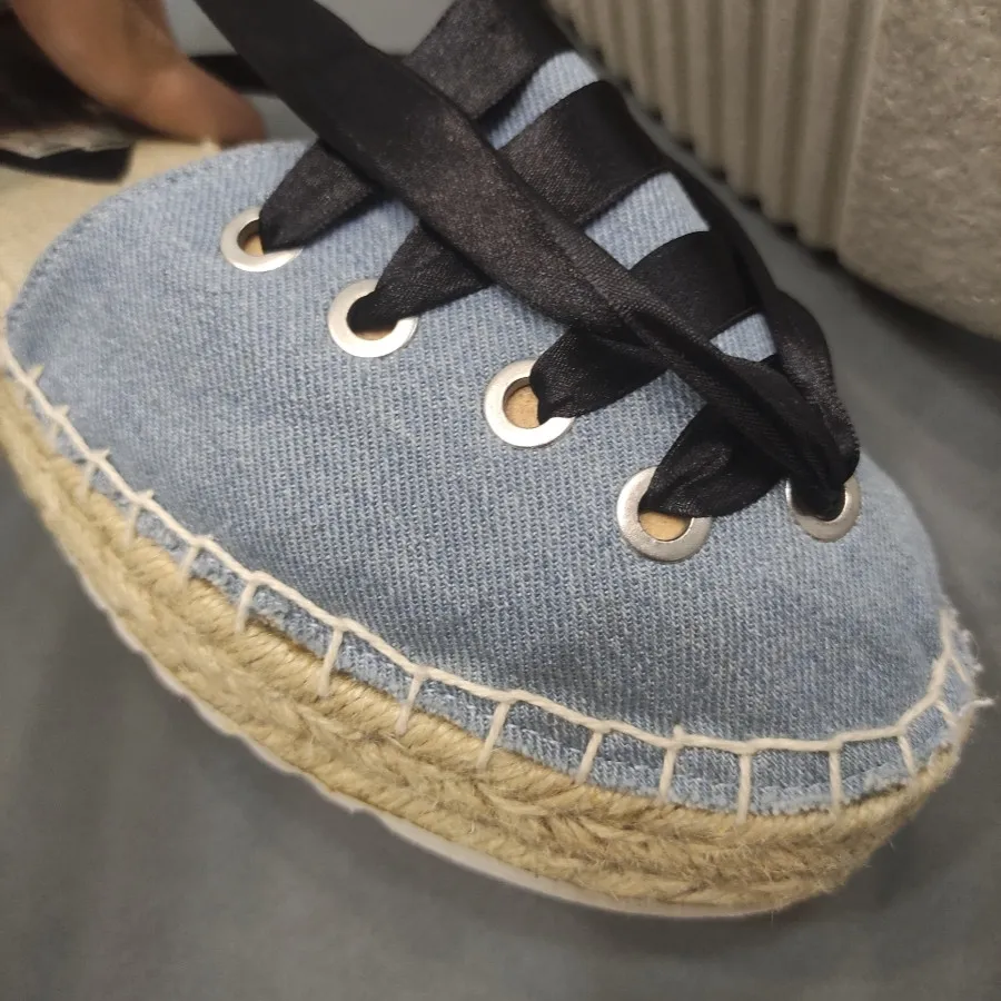 کفش کنفی جین برند Xti