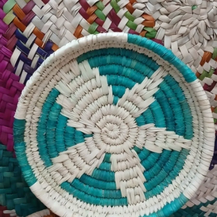 سینی حصیری یا دیوار کوب