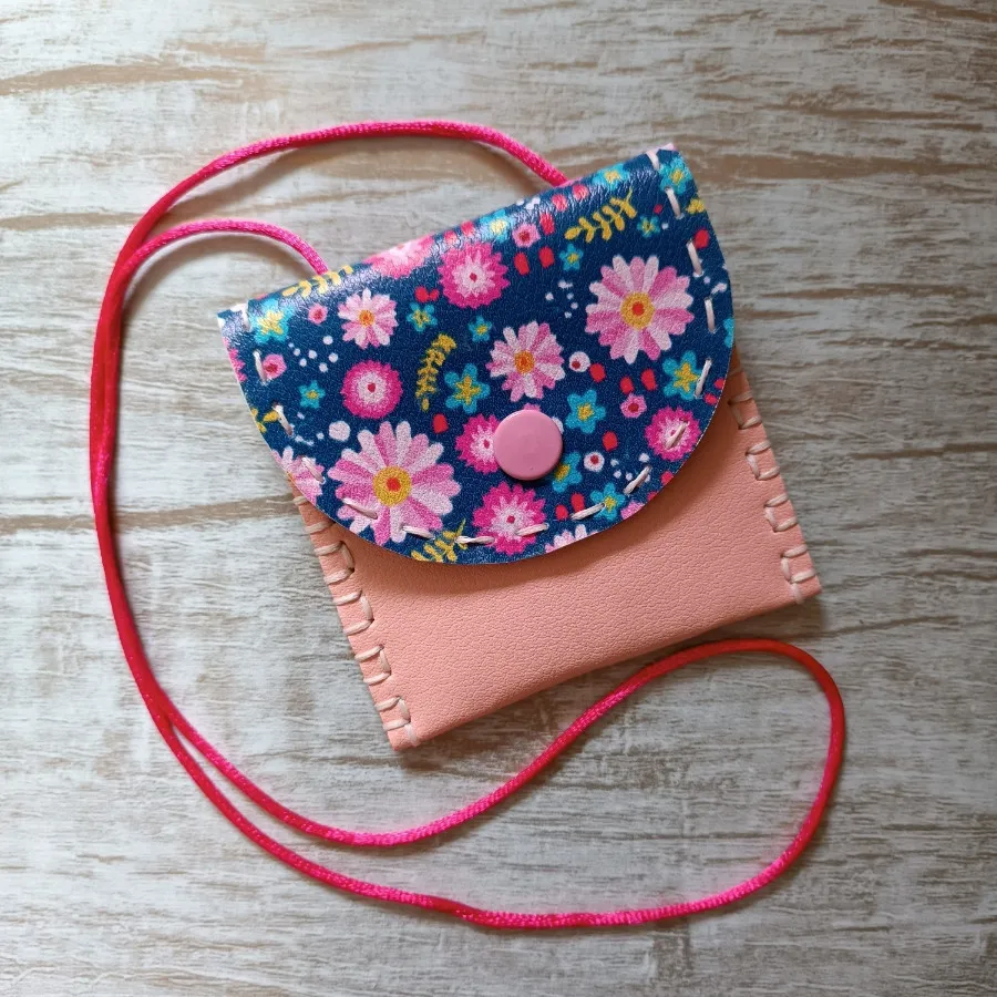 کیف دعا گردنی چرمی