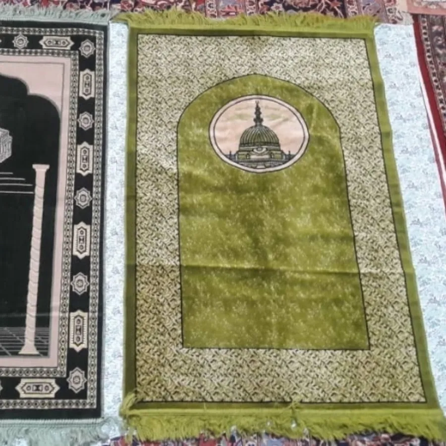 سجاده مخمل خارجی یک متر