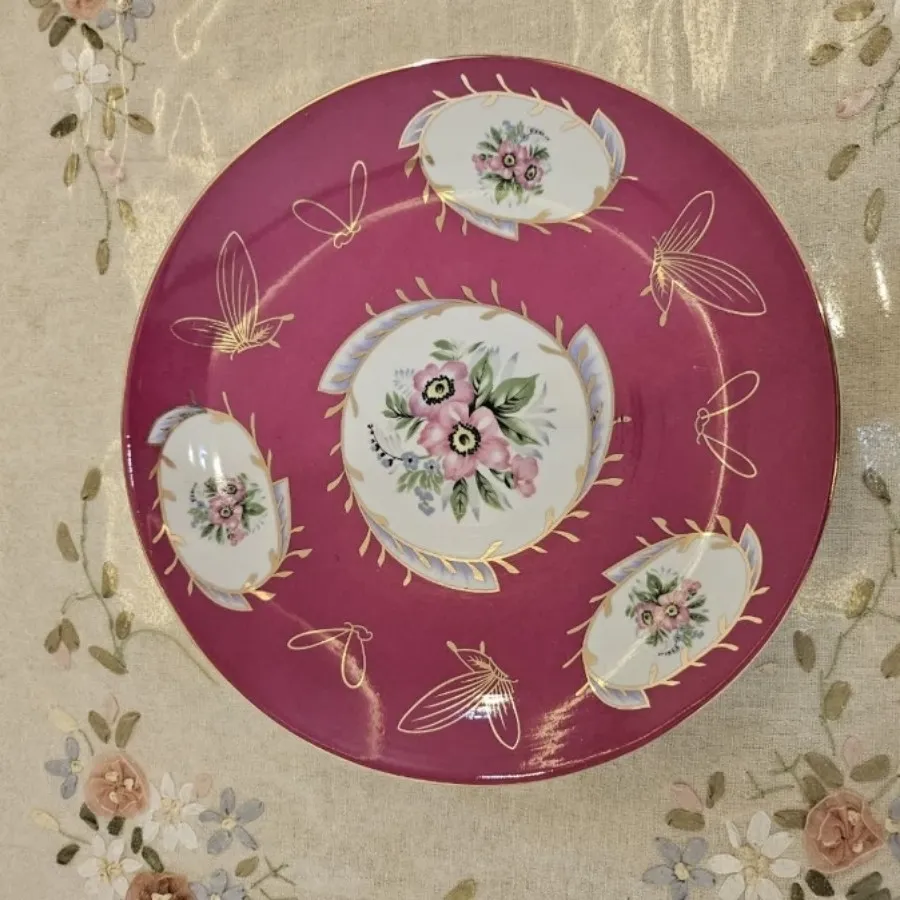 یکعدد دیوارکوب چینی