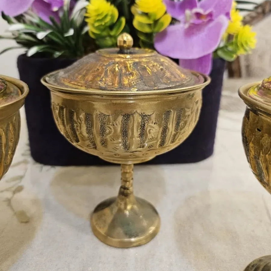 3عدد قندان پایه دار برنجی