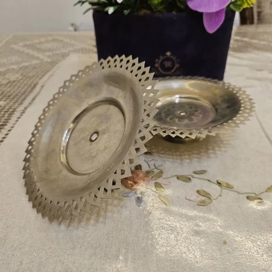 جفت شیرینی خوری ورشو
