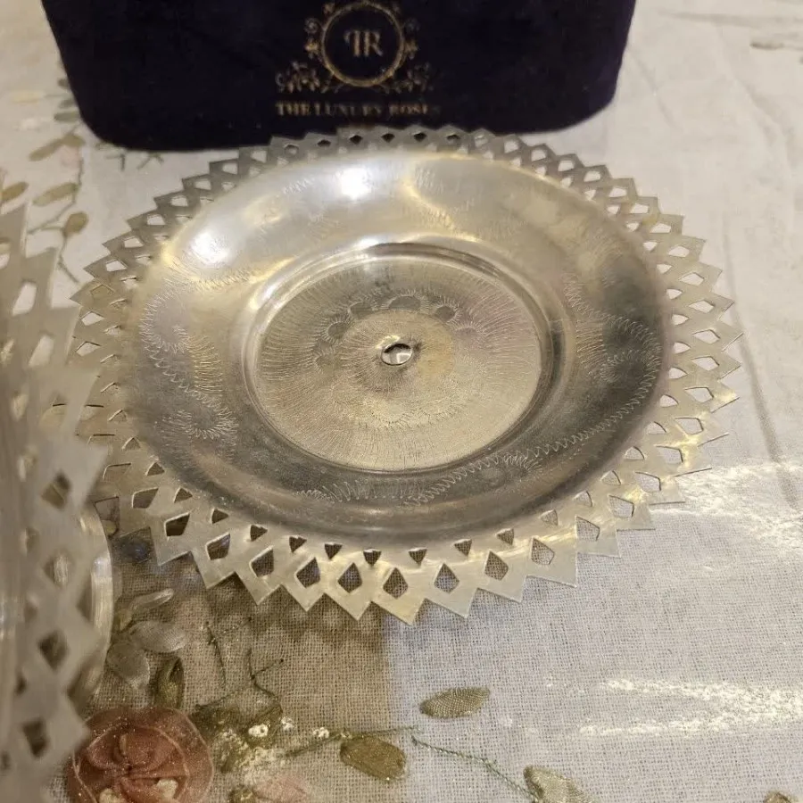 جفت شیرینی خوری ورشو