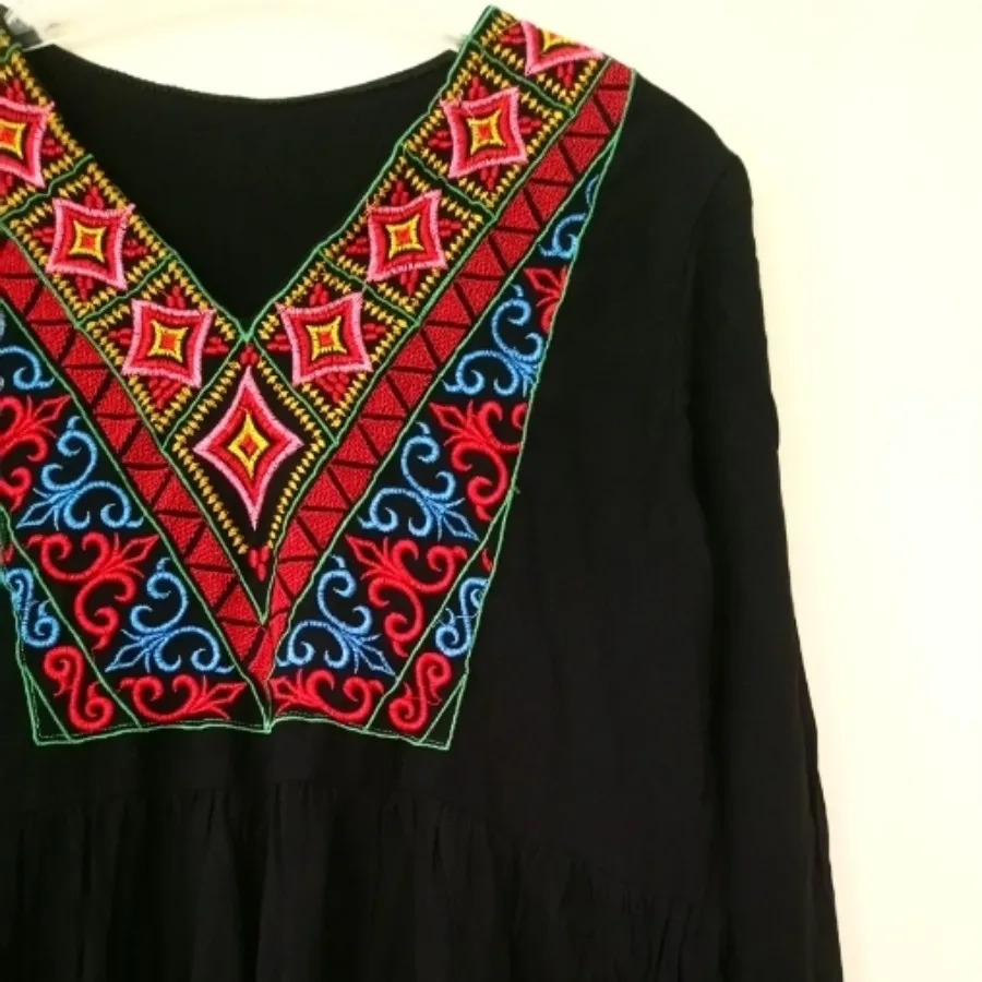 پیراهن نخی زنانه طرح سنتی