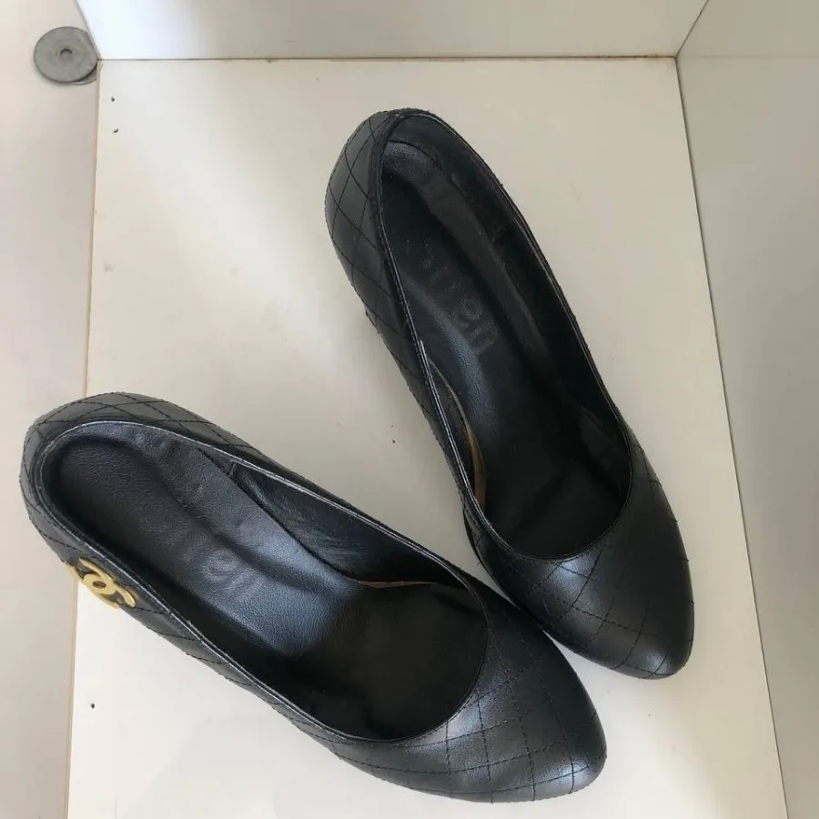 کفش چرم چرخ دوزی