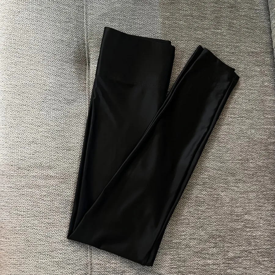 شلوار لیزری