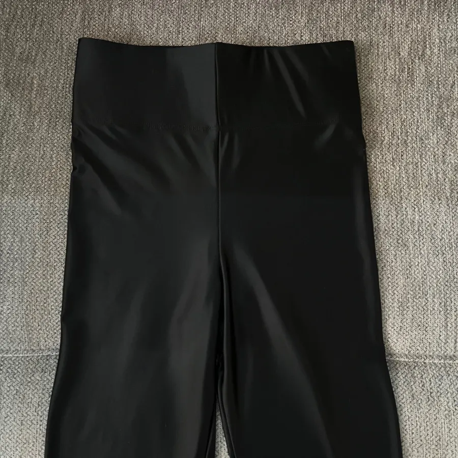 شلوار لیزری