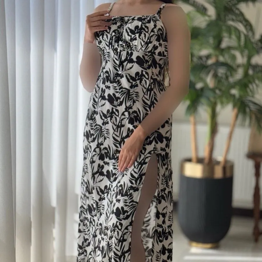 پیراهن ساحلی