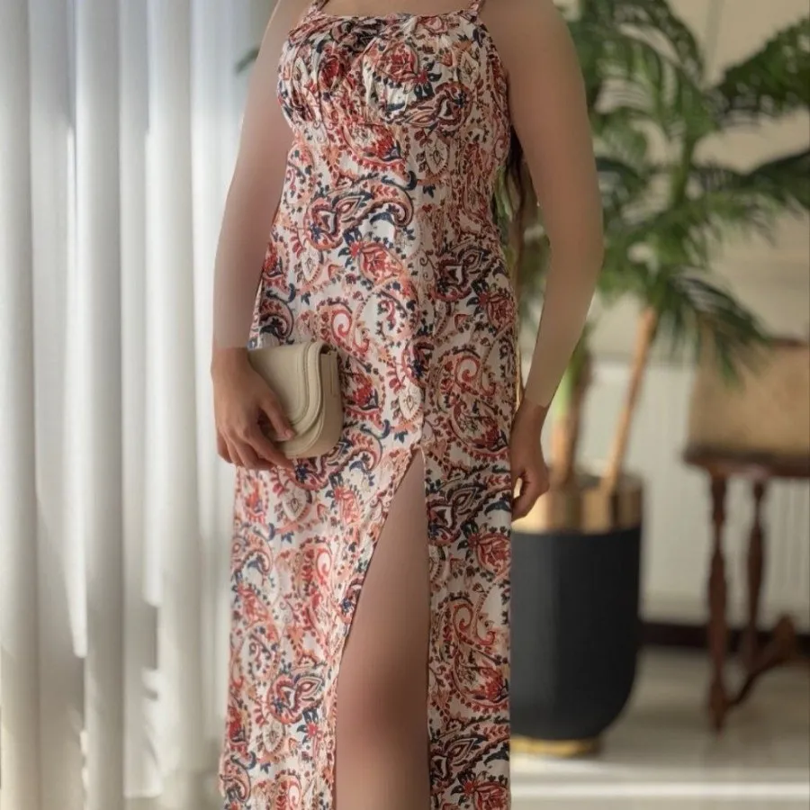 پیراهن ساحلی