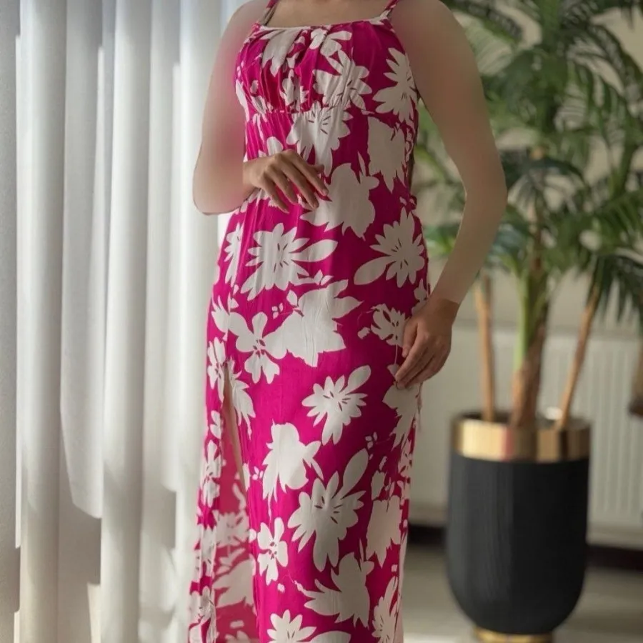 پیراهن ساحلی