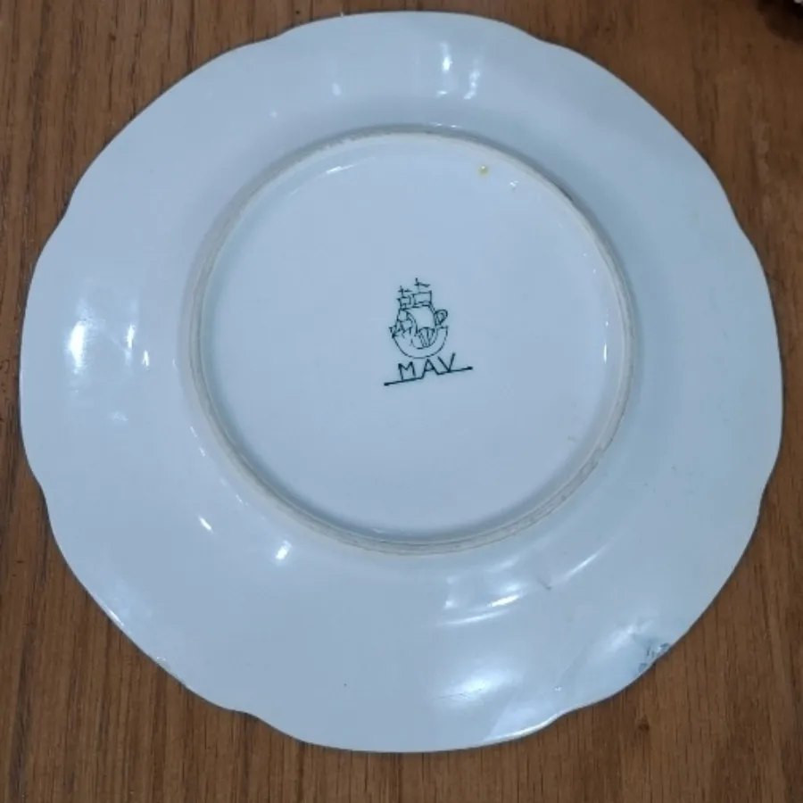 دیوارکوب کلکسیونی و انتیک