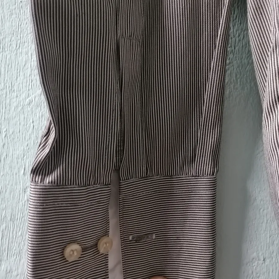 پیراهن مردانه