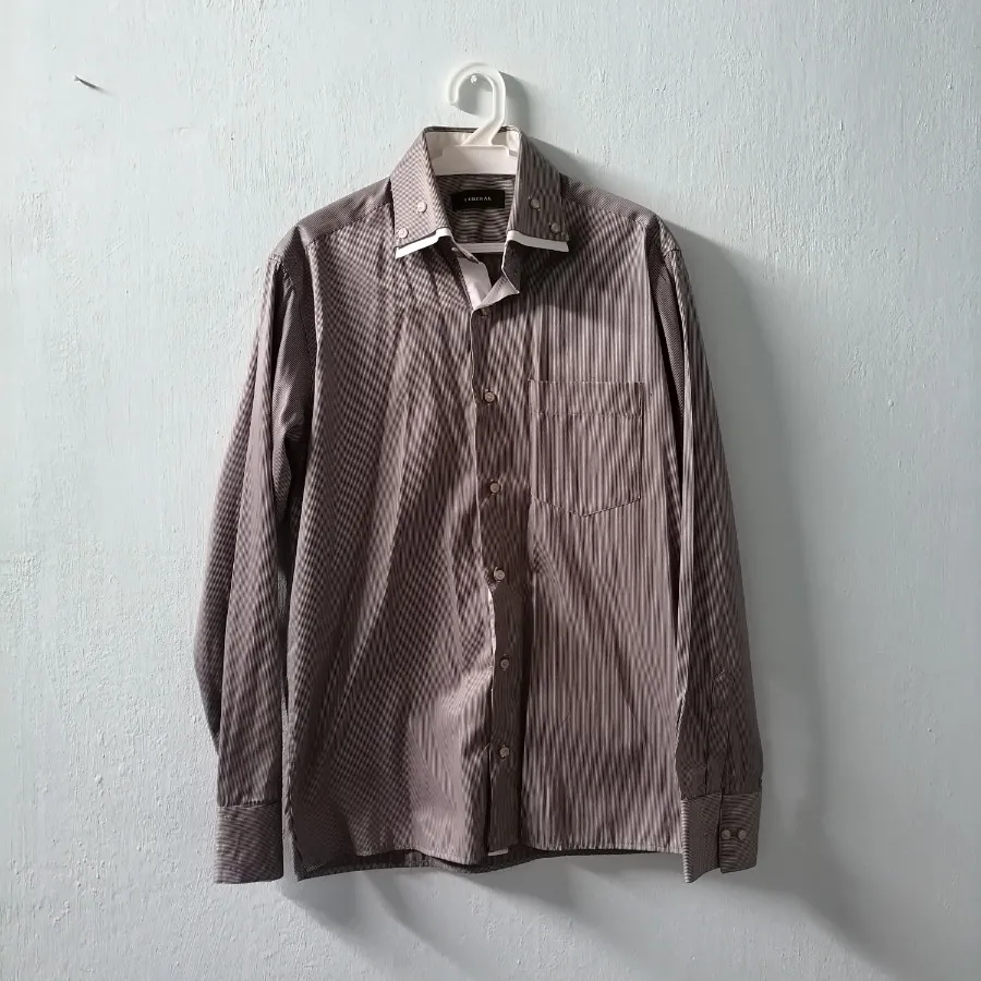 پیراهن مردانه