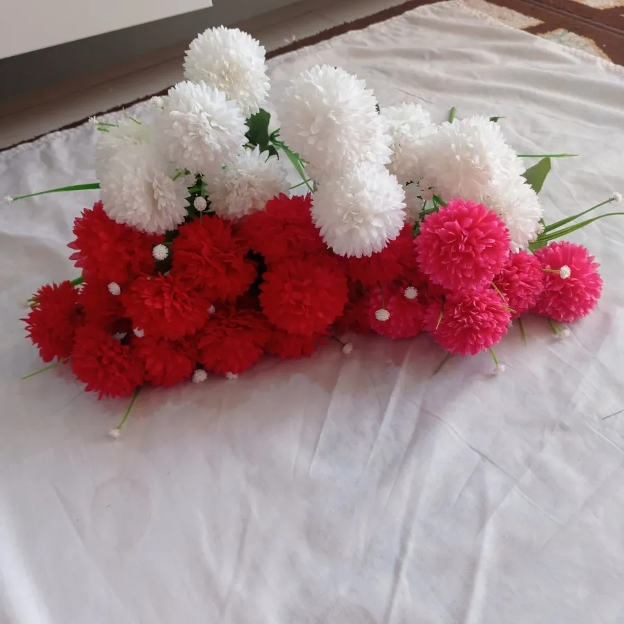 گل مصنوعی داوودی