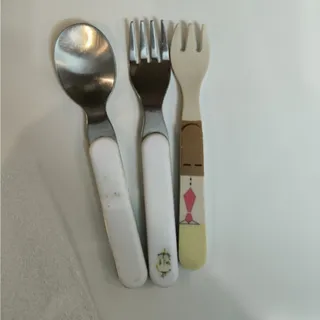 قاشق و چنگال کودک