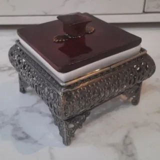 قندان