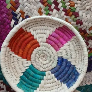 سینی حصیری یا دیوار کوب