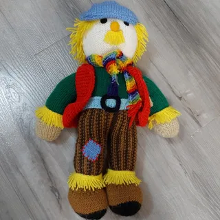عروسک دستباف بافتنی