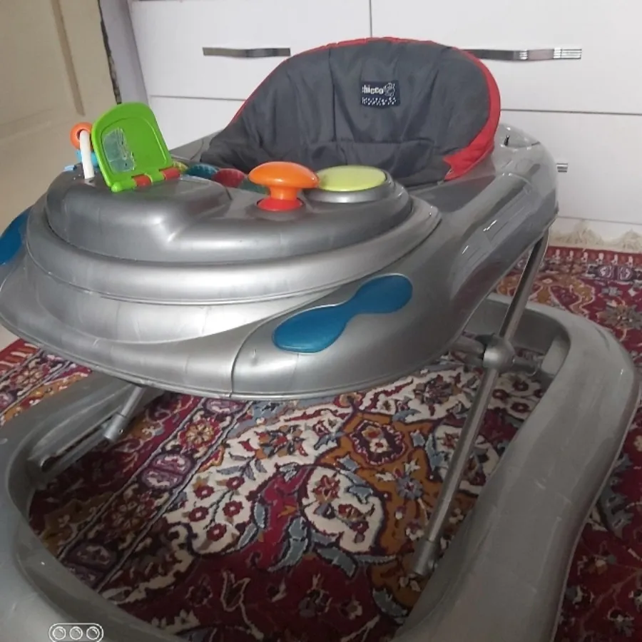 روروک طوسی