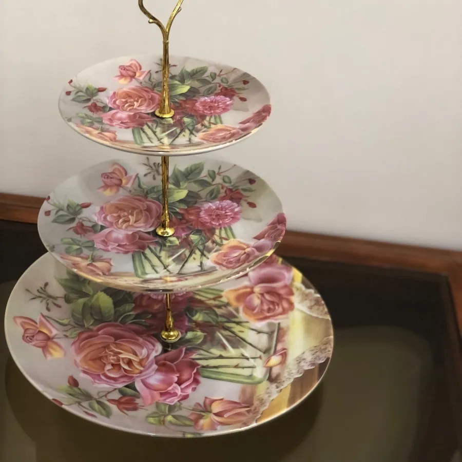 شیرینی خوری سه طبقه گلدار