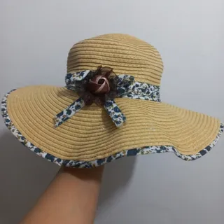 کلاه حصیری