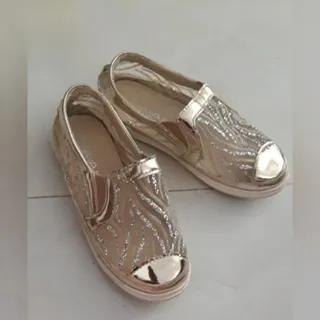 ونس دخترونه