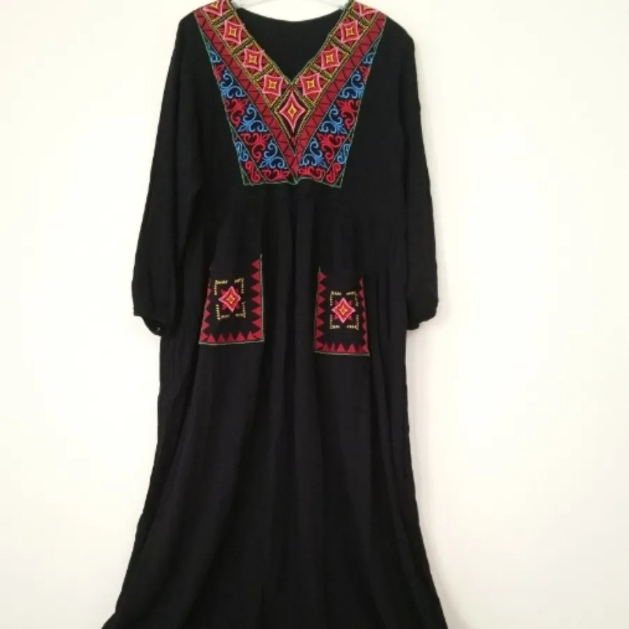 پیراهن نخی زنانه طرح سنتی