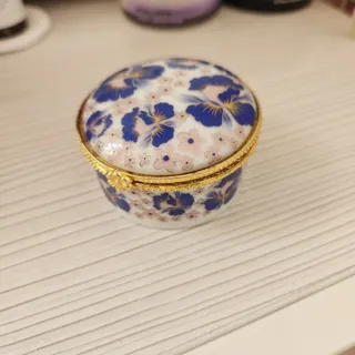 جعبه چینی کوچک
