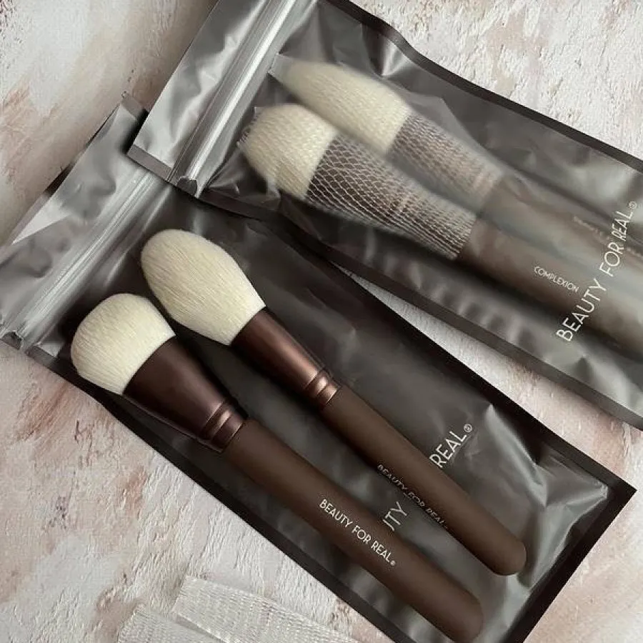 براش کرمپودر و رژگونه