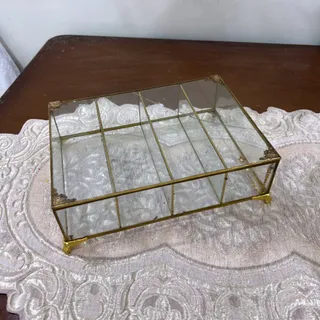 شیرینی خوری