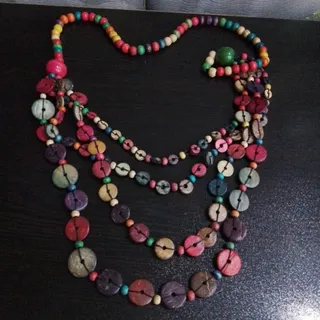 گردنبند چوبی