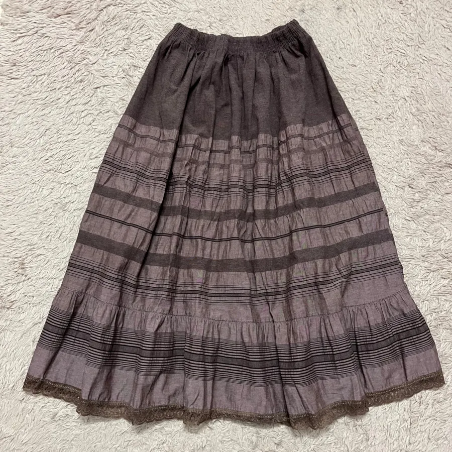 دامن عروسکی