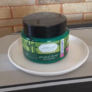کرم بدن پوست چرب