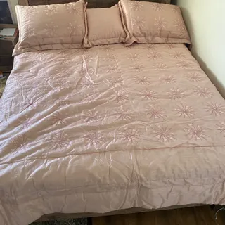 رو تختی عروس