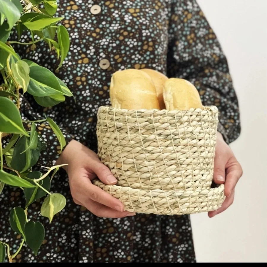 ظرف حصیری گردو و نان و..