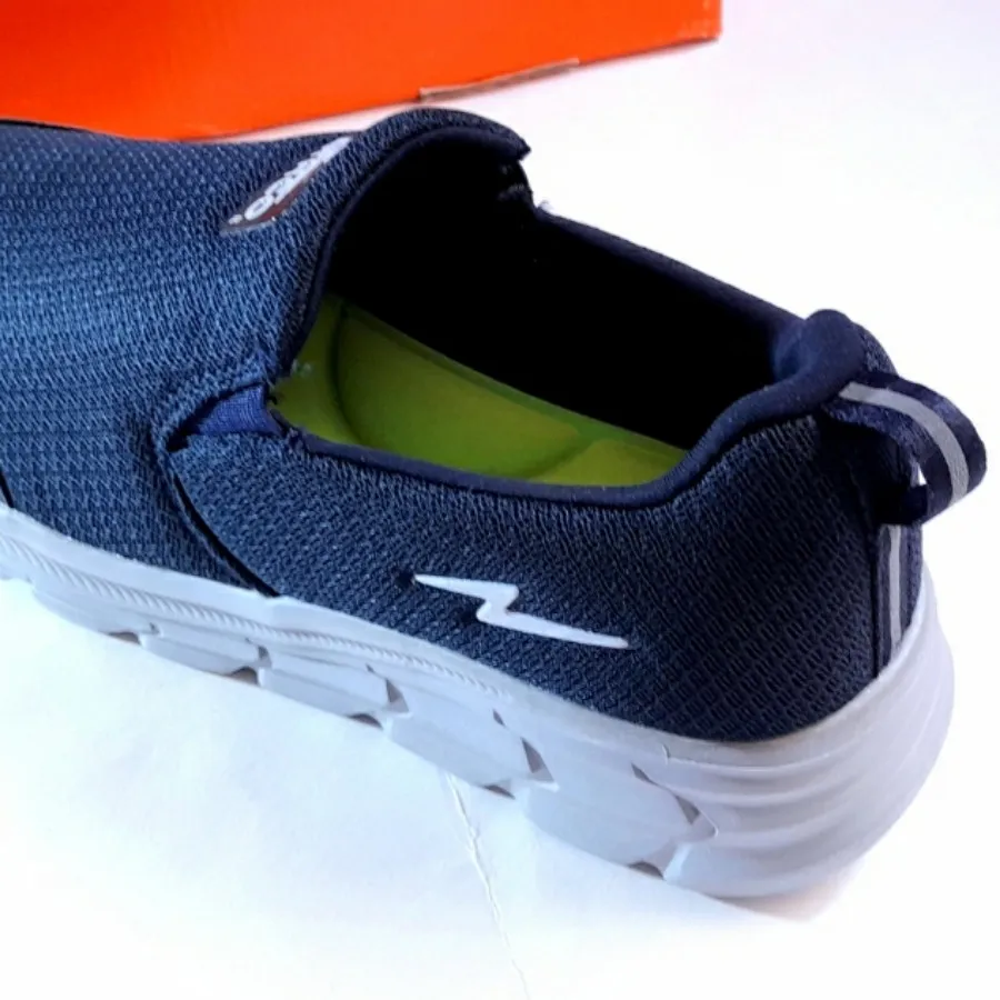 کفش راحتی بدون بند آتکو