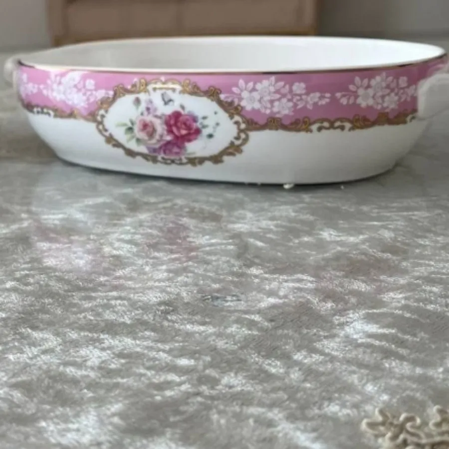 سوپ  و سالادخوری بی وی کی