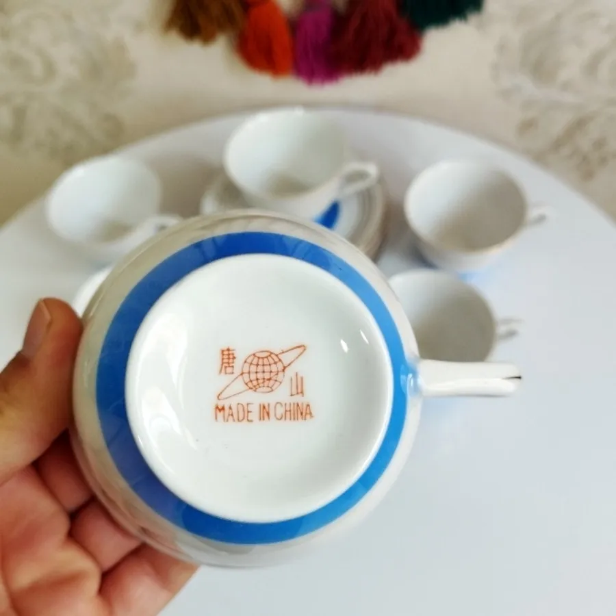 فنجان ونعلبکی