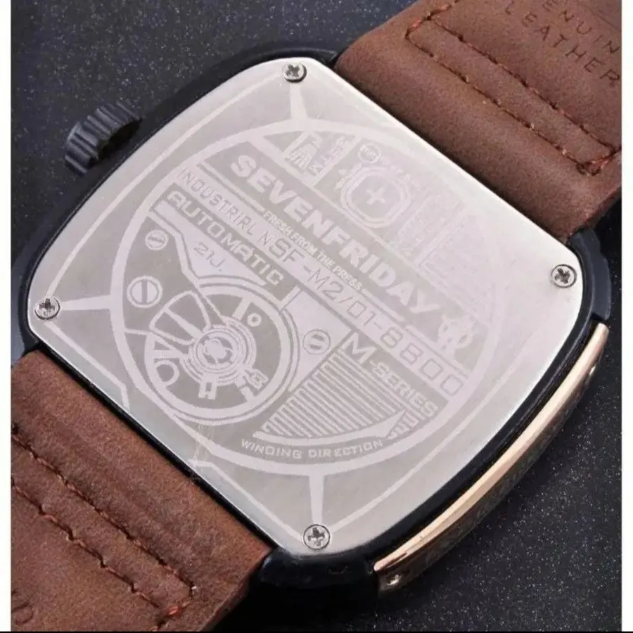ساعت مردانه SEVENFRIDAY