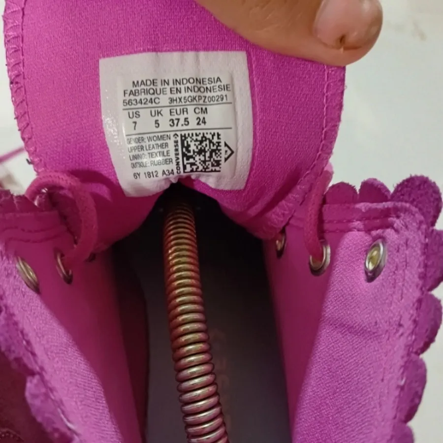 کتونی کانورس سایز 38