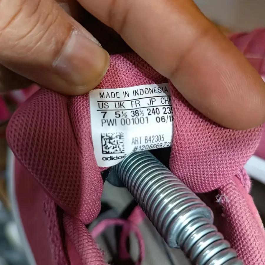 کفش کتونی اورجینال