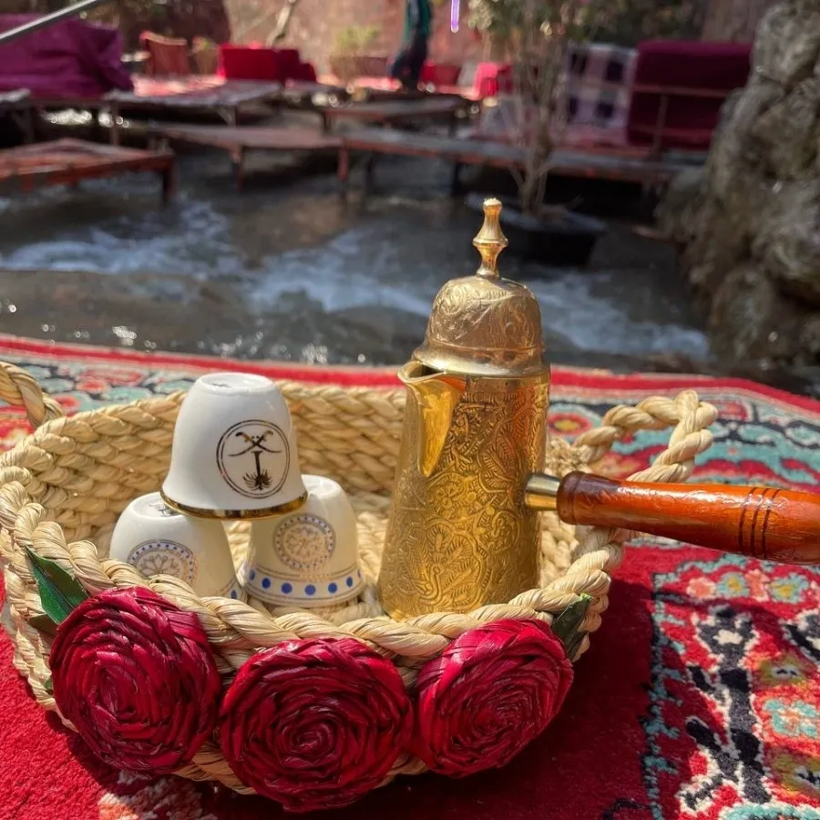قهوه جوش قلم کاری.برنجی